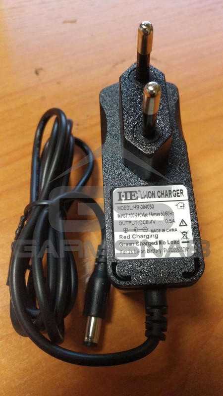 Зарядное устройство HB-084050 для тележек CW 8,4V/0,5A (Charger) горизонтальное